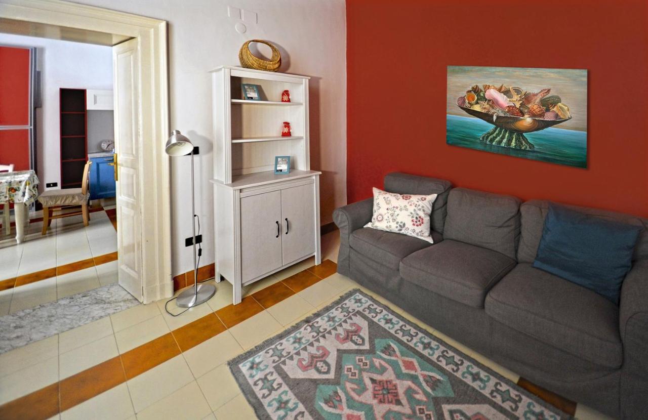 Palazzo Sul Corso-Charming Appartaments Brindisi Exteriör bild